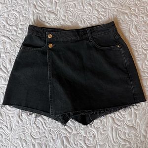 ZARA BLACK DENIM WRAP SKORT SIZE MEDIUM